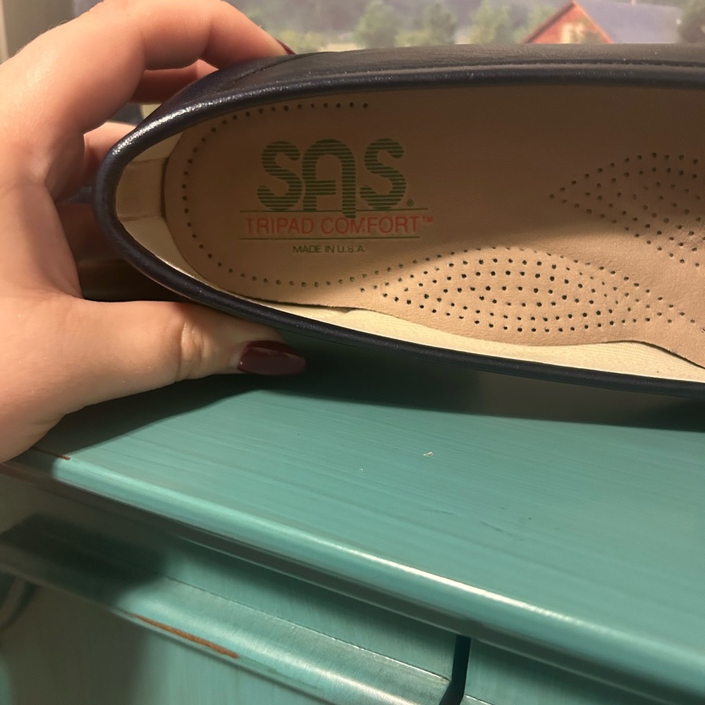 SAS Simplify Pearl Blue(Navy) Slip On Loafer Like New with Box Women’s Sz 7.5 Wd - Picture 5 of 8